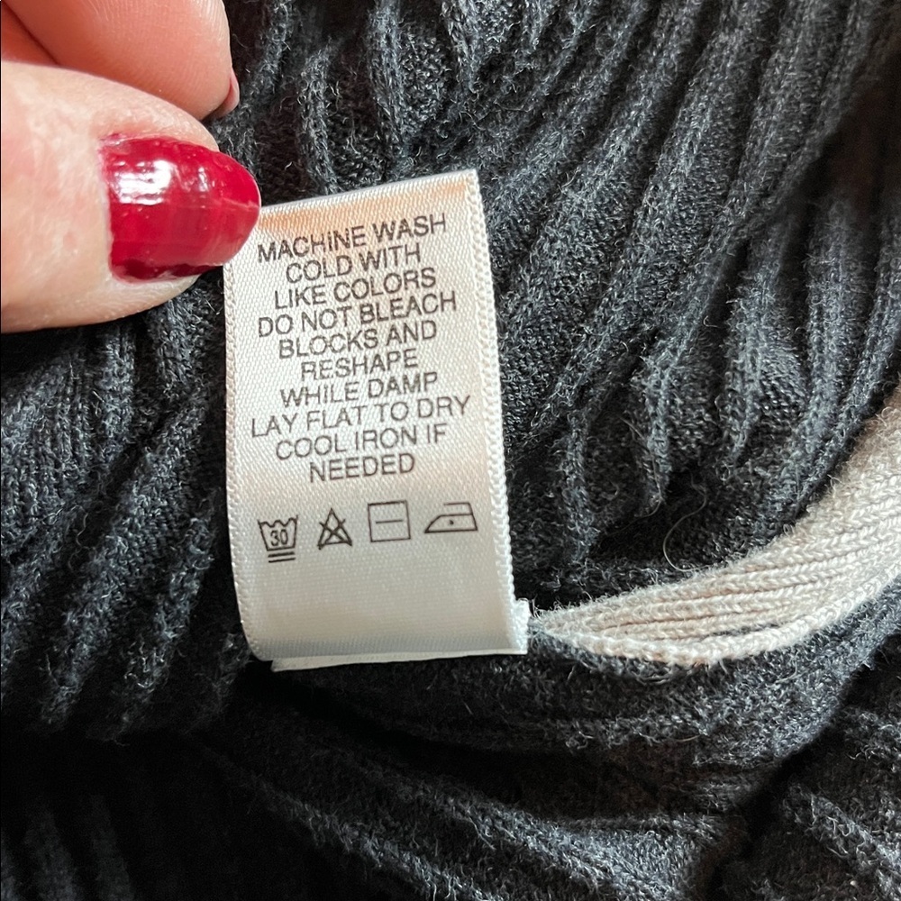 Michael Stars Cardigan Sweater Dress - S - Picture 11 of 12